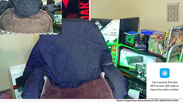 Snapshot of MasterForgedRayy chatting on December 3, 6:17 pm MasterForgedRayy online show from December 3, 6:17 pm