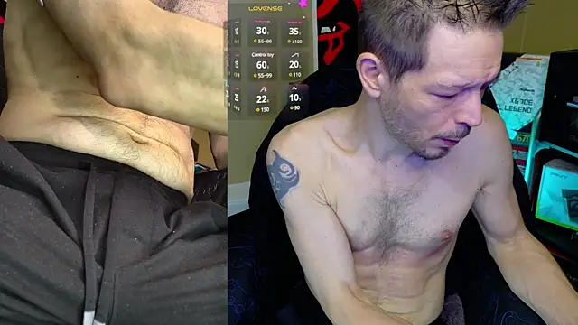 Snapshot of MasterForgedRayy chatting on December 13, 11:39 pm MasterForgedRayy online show from December 13, 11:39 pm