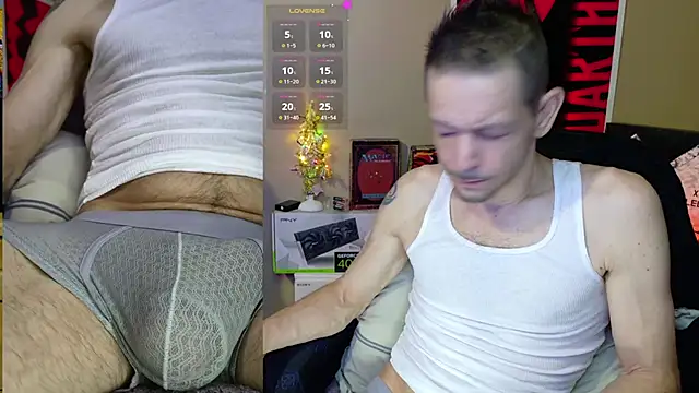 Snapshot of MasterForgedRayy chatting on December 26, 11:03 pm MasterForgedRayy online show from December 26, 11:03 pm