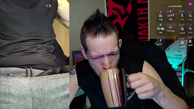 Snapshot of MasterForgedRayy chatting on January 17, 6:15 am MasterForgedRayy online show from January 17, 6:15 am