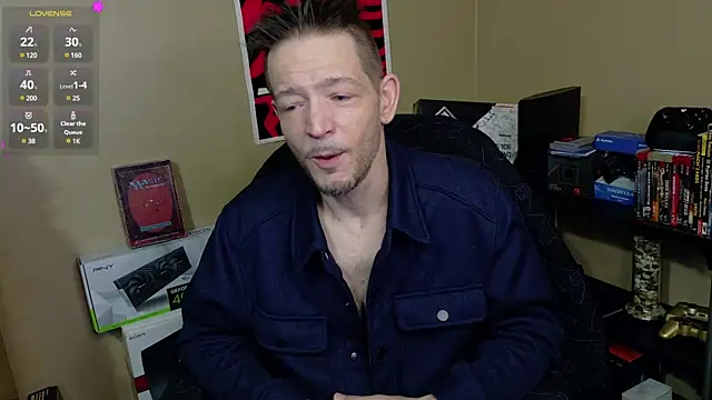 Snapshot of MasterForgedRayy chatting on March 5, 3:51 pm MasterForgedRayy online show from March 5, 3:51 pm