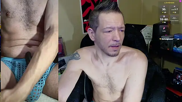 Snapshot of MasterForgedRayy chatting on March 13, 2:38 am MasterForgedRayy online show from March 13, 2:38 am