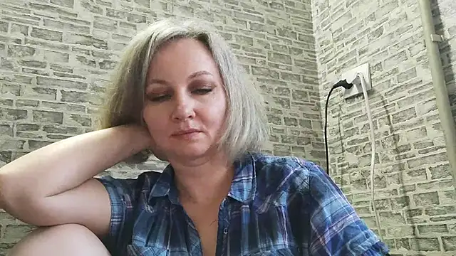 EdithManning online show from March 19, 12:34 pm