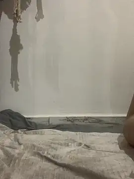 abyusif101099 online show from September 15, 6:30 pm