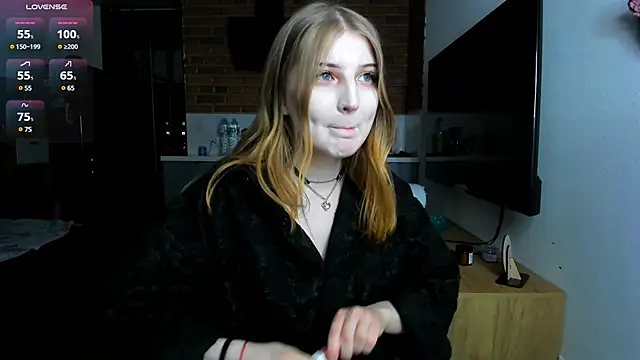 princessaalicc online show from March 7, 4:00 pm