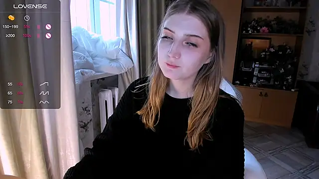 princessaalicc online show from September 10, 1:55 pm