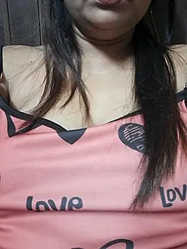 Snapshot of Hot-Anuska chatting on December 2, 11:59 am Hot-Anuska online show from December 2, 11:59 am