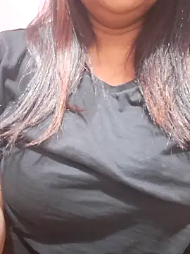 Snapshot of Hot-Anuska chatting on December 14, 6:23 pm Hot-Anuska online show from December 14, 6:23 pm