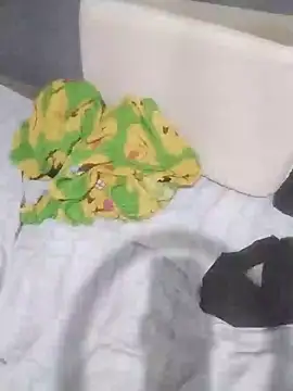 ems2174 online show from March 8, 1:17 am