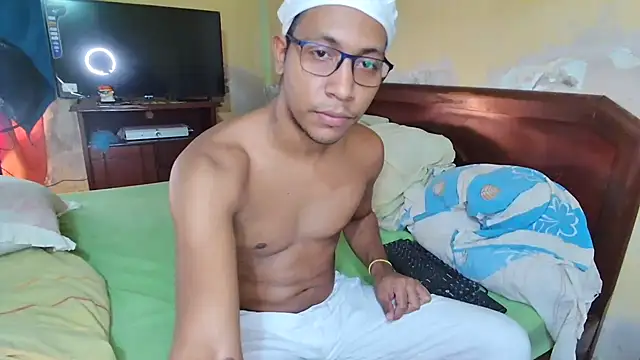 Snapshot of jeffblack2 chatting on September 21, 8:10 pm jeffblack2 online show from September 21, 8:10 pm