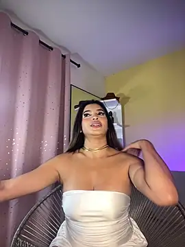 Snapshot of zoey-fox chatting on January 13, 3:12 am zoey-fox online show from January 13, 3:12 am