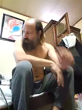 Snapshot of Beyond1978 chatting on November 18, 9:19 pm Beyond1978 online show from November 18, 9:19 pm