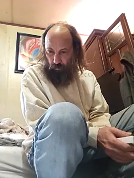 Snapshot of Beyond1978 chatting on December 4, 4:27 pm Beyond1978 online show from December 4, 4:27 pm