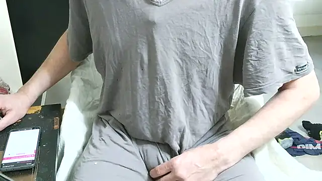 grossecoch online show from April 10, 5:17 pm