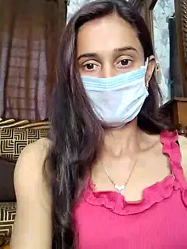 Snapshot of Oleevia chatting on February 10, 3:24 am Oleevia online show from February 10, 3:24 am