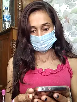 Snapshot of Oleevia chatting on February 22, 3:36 pm Oleevia online show from February 22, 3:36 pm