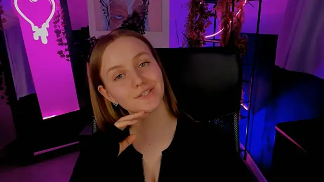 KellyPoter online show from December 13, 12:28 pm