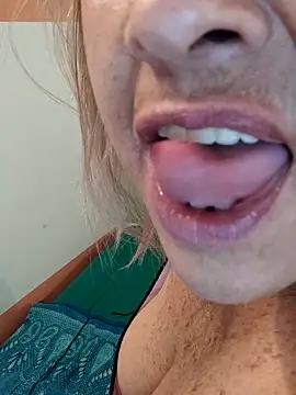 Kasandra Ho online show from February 5, 1:47 am