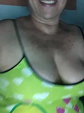 Kasandra Ho online show from March 9, 10:30 am