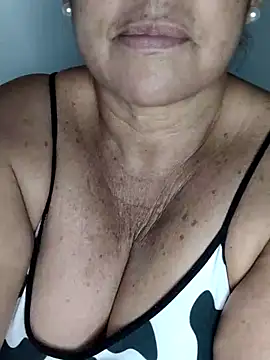 Kasandra Ho online show from March 11, 10:40 am