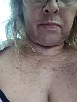 Kasandra Ho online show from February 14, 2:14 pm