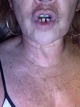 Kasandra Ho online show from February 19, 3:19 pm