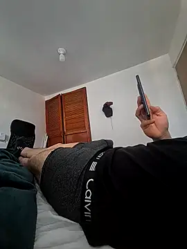 dragon1006 online show from April 19, 12:04 pm