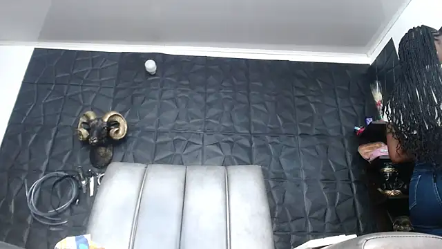 Hanna Fox 69 online show from April 14, 9:04 am