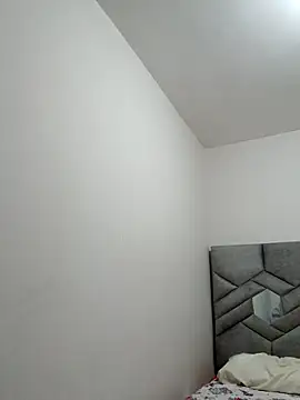 kharoll online show from December 13, 11:43 pm