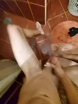 Snapshot of Deniell-01 chatting on September 16, 4:19 pm Deniell-01 online show from September 16, 4:19 pm