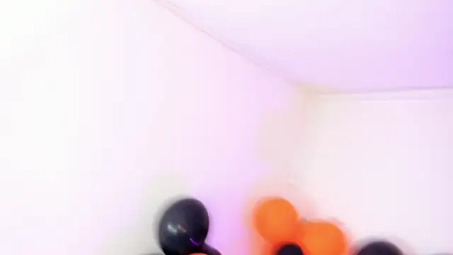 Abriil7 online show from October 30, 3:30 am