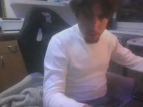 Shyguyfuckit online show from October 17, 11:18 pm