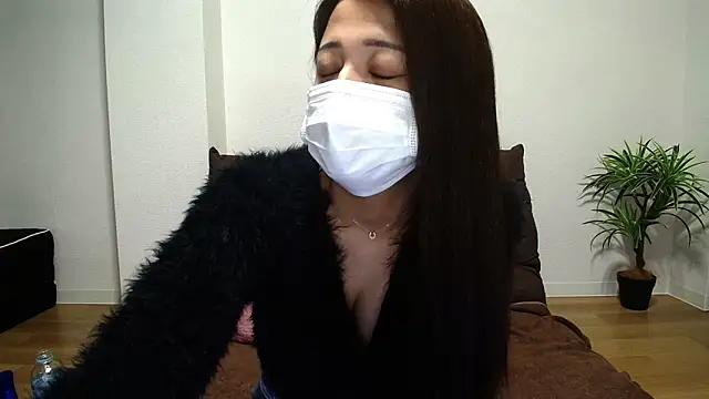 Snapshot of love_rin chatting on January 15, 2:13 pm love rin online show from January 15, 2:13 pm