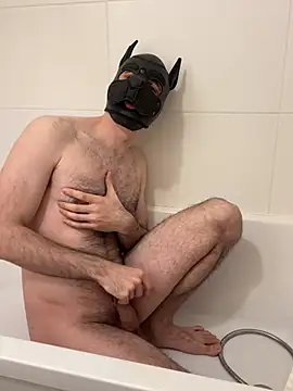 Snapshot of FrenchCamDog chatting on January 17, 5:19 pm FrenchCamDog online show from January 17, 5:19 pm