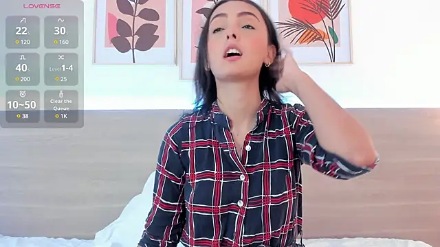 Snapshot of nataliiiiia chatting on March 10, 11:42 am nataliiiiia online show from March 10, 11:42 am