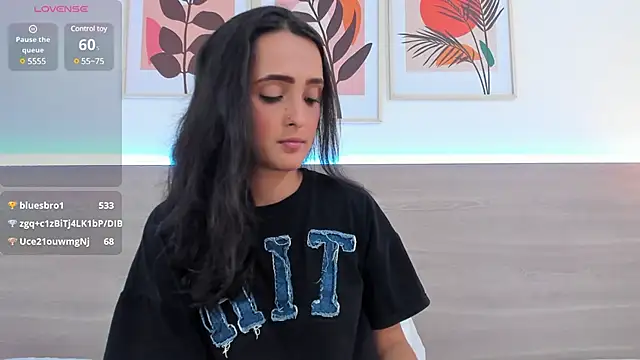 Snapshot of nataliiiiia chatting on March 21, 5:45 pm nataliiiiia online show from March 21, 5:45 pm