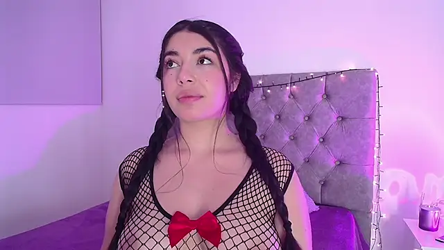  kimtorres   online show from January 12, 4:52 am