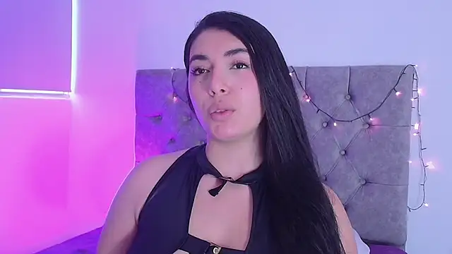  kimtorres   online show from February 12, 8:29 pm