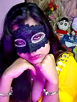 Snapshot of Hottyalia chatting on December 11, 9:01 pm Hottyalia online show from December 11, 9:01 pm