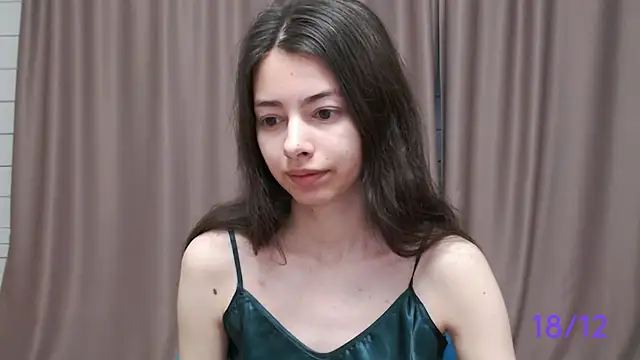 sweet sweet angel online show from December 18, 10:51 am