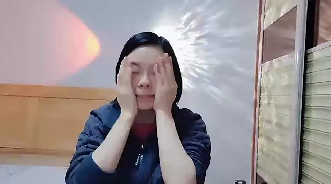 Linda-LL online show from January 20, 12:57 am