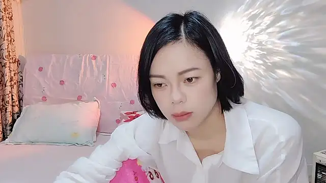 Linda-LL online show from March 3, 2:36 am