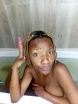 Snapshot of SHANTYBABE chatting on September 17, 7:37 pm SHANTYBABE online show from September 17, 7:37 pm