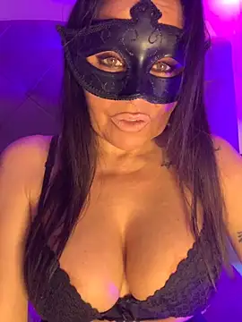 vicvictoriax online show from November 16, 10:04 pm