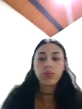 paisitahot1975 online show from February 13, 11:01 pm