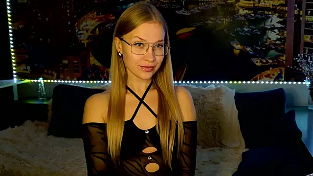 pusyavykusya online show from October 30, 8:20 pm