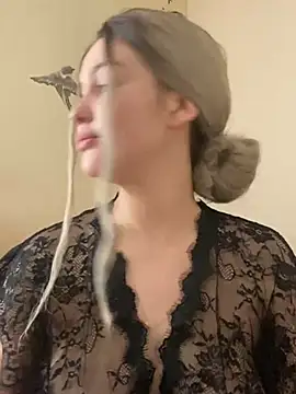 Snapshot of KikiWatson chatting on January 1, 11:05 am KikiWatson online show from January 1, 11:05 am