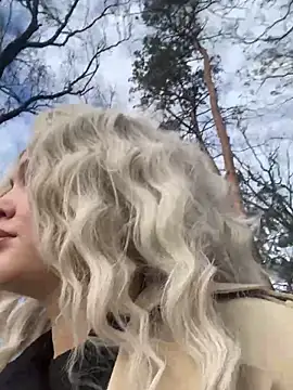 Snapshot of KikiWatson chatting on January 7, 8:56 am KikiWatson online show from January 7, 8:56 am