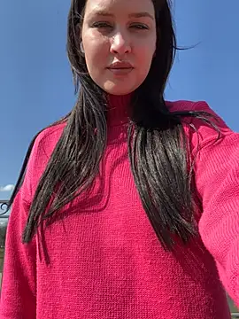 Snapshot of KikiWatson chatting on March 23, 8:04 am KikiWatson online show from March 23, 8:04 am