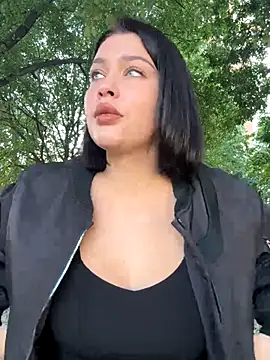 Snapshot of KikiWatson chatting on September 13, 6:02 am KikiWatson online show from September 13, 6:02 am